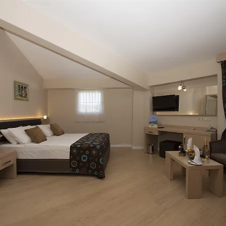 Asdem Park Ξενοδοχείο 4*