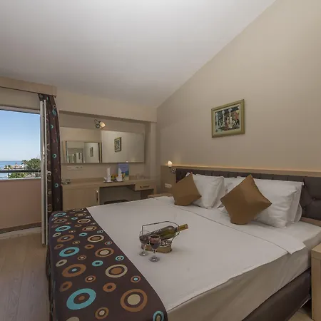Hotel Asdem Park 4*