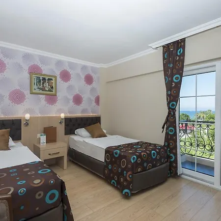 Asdem Park Κεμέρ