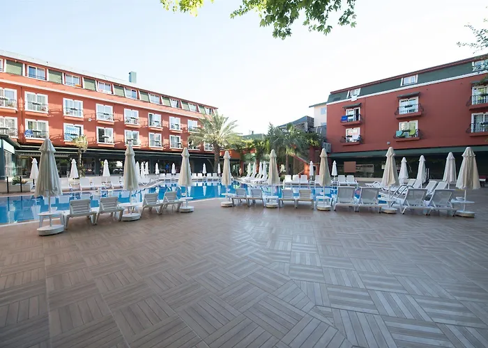 Asdem Park 4*